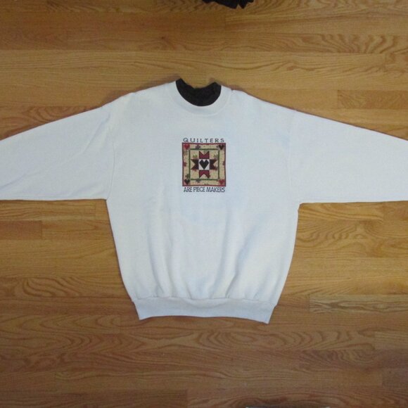 MZ ENERGY WOMEN'S SIZE L SWEAT SHIRT IVORY W APPLIQUE CALICO QUILT FOLK ART EMBR - Picture 2 of 9